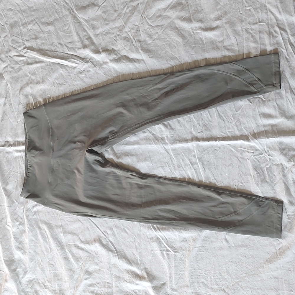 Alphalete Gray Leggings